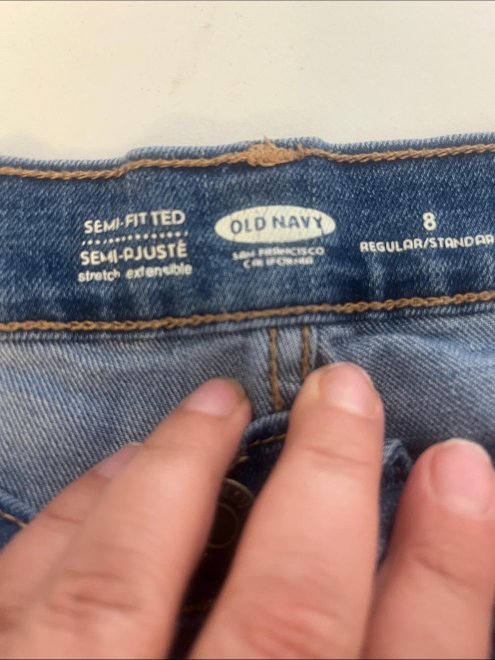 Old navy jean shorts sz 8 - Picture 2 of 4
